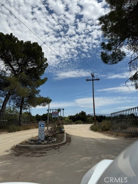 Entrance from Red Mountain Rd