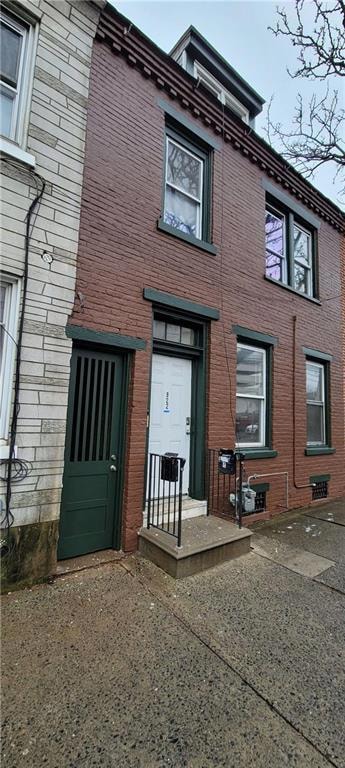 922 W Walnut St unit 1, Allentown, PA 18102 - photo 1