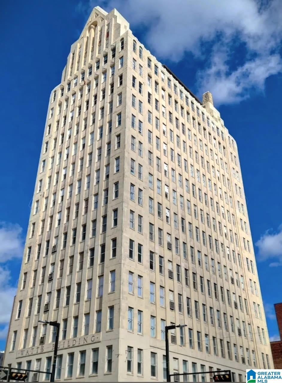 For Rent $1,800/month • Co-Listing Agent