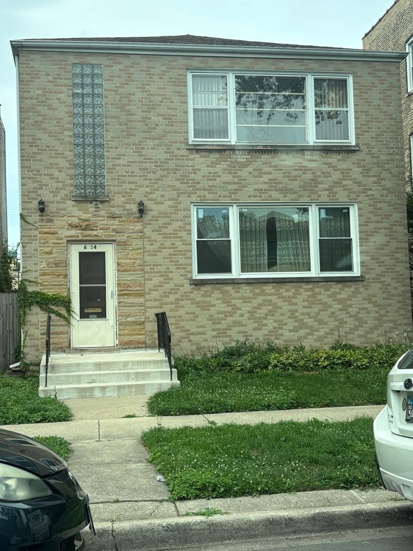 6214 N Francisco Ave unit 2, Chicago, IL 60659 - photo 1
