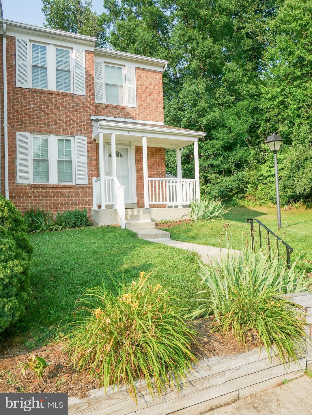 41 Cross Laurel Ct, Germantown, MD 20876 - photo 1
