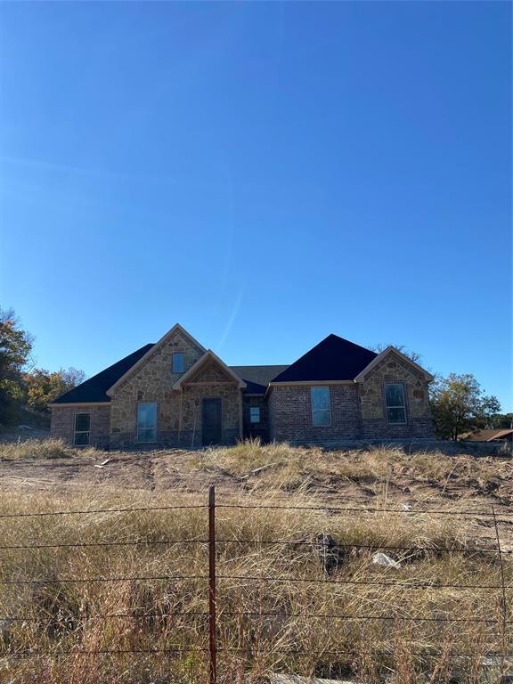 370 Sandlin Ln, Springtown, TX 76082 - photo 1