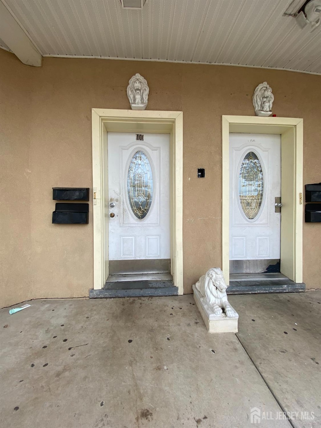 For Rent $2,300/month