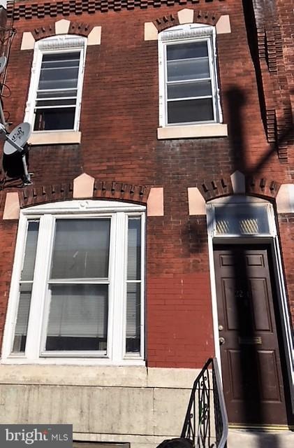 2241 Dickinson St, Philadelphia, PA 19146 - photo 1