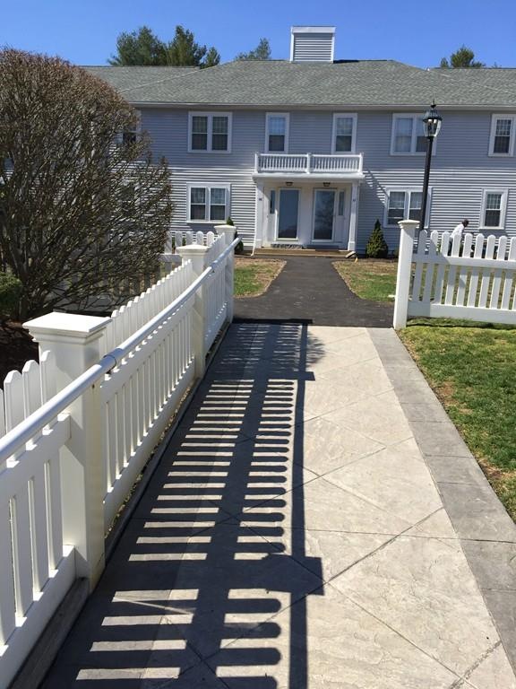 523 Washington St unit B6, Pembroke, MA 02359 - photo 1