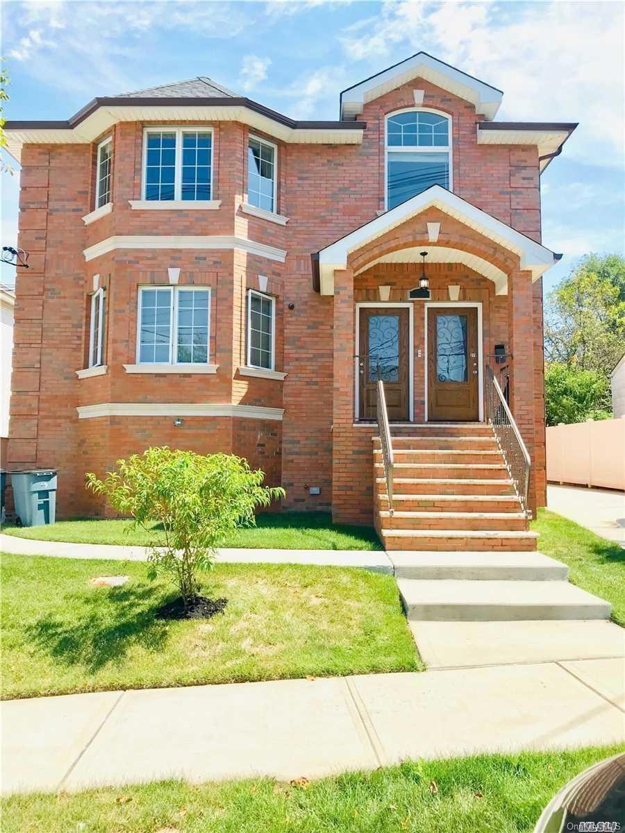 5843 255th St unit 2nd Fl, Little Neck, NY 11362 - photo 1