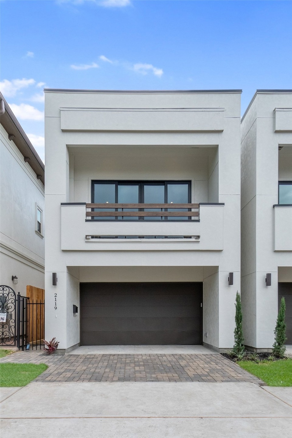 2119 Woodhead St, Houston, TX 77019 - photo 1