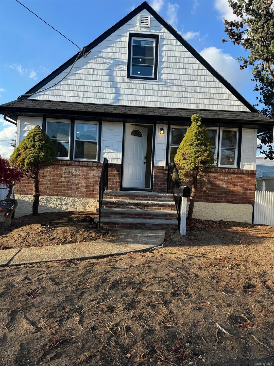 1747 Chestnut St, Merrick, NY 11566 - photo 1