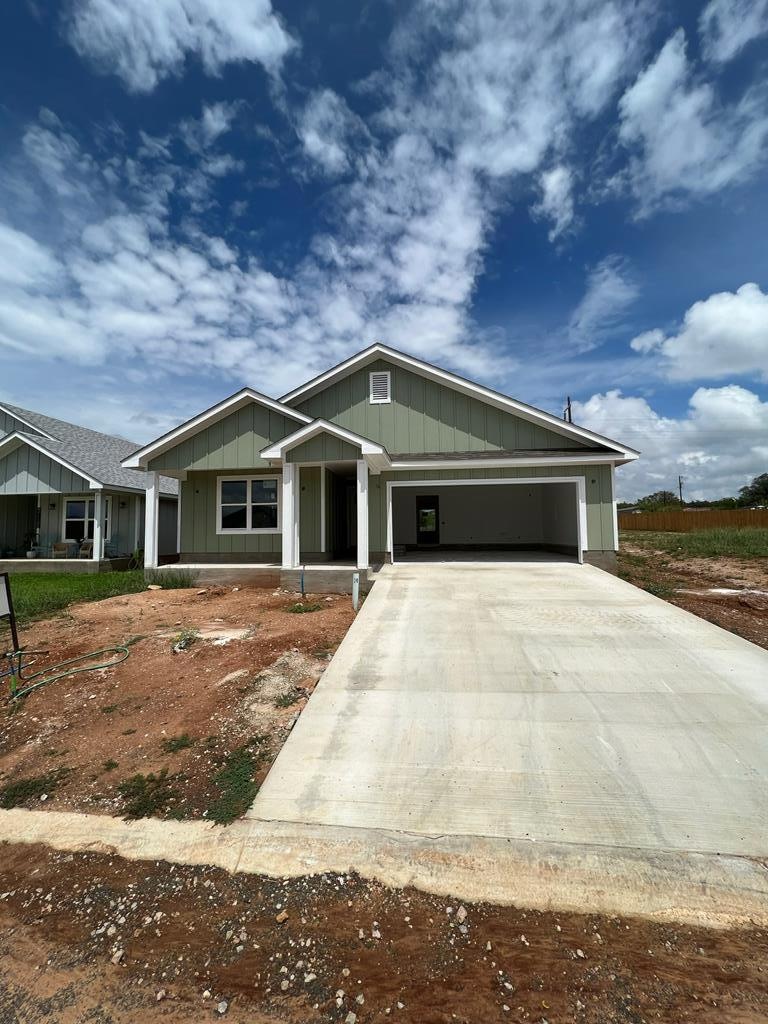 128 Feather Way, Fredericksburg, TX 78624 - photo 1