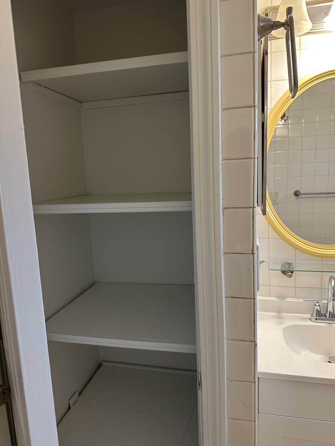 379 Derby Ave unit 2, West Haven, CT 06516 - photo 1