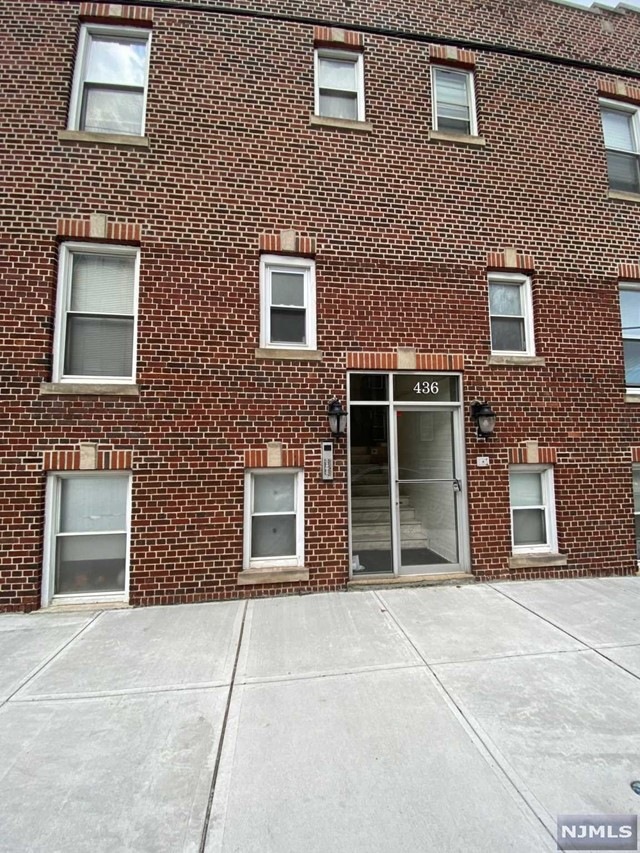 436 Anderson Ave unit 2 Basement, Cliffside Park, NJ 07010 - photo 1