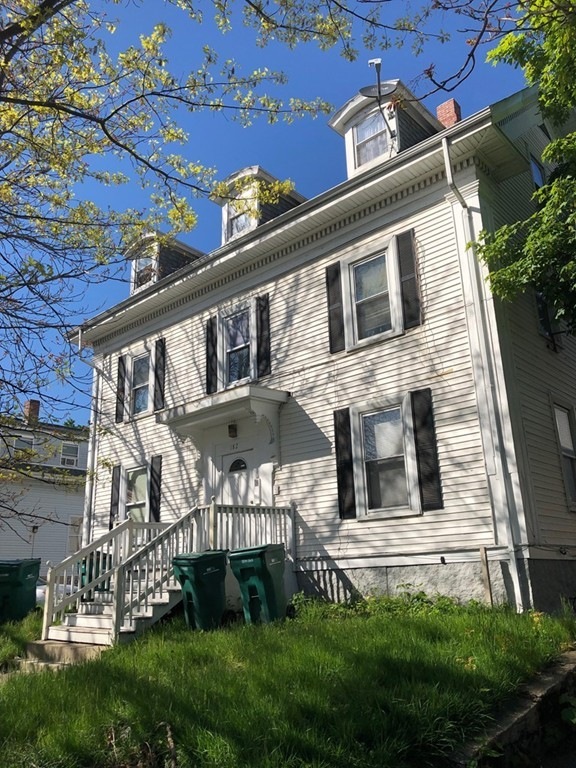 182 Washington St unit 3, Lynn, MA 01902 - photo 1