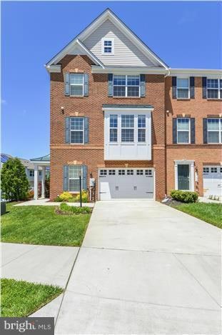 6700 Funderburg Dr, Capitol Heights, MD 20743 - photo 1