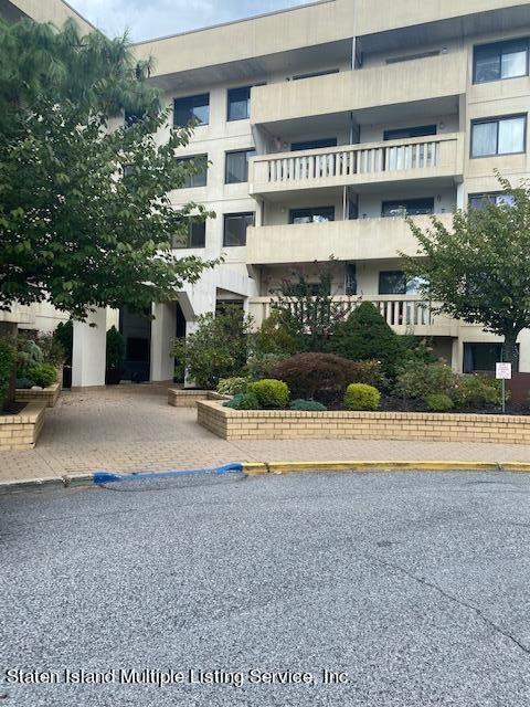 Elmwood Park Condominium II unit 1KK, Staten Island, NY 10314 - photo 1