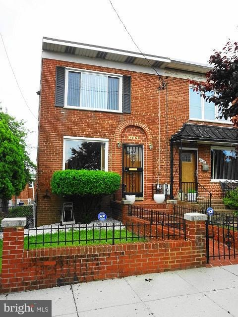 1247 Gallatin St NE, Washington, DC 20017 - photo 1