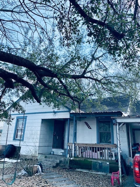 7134 Fairway Dr, Houston, TX 77087 - photo 1