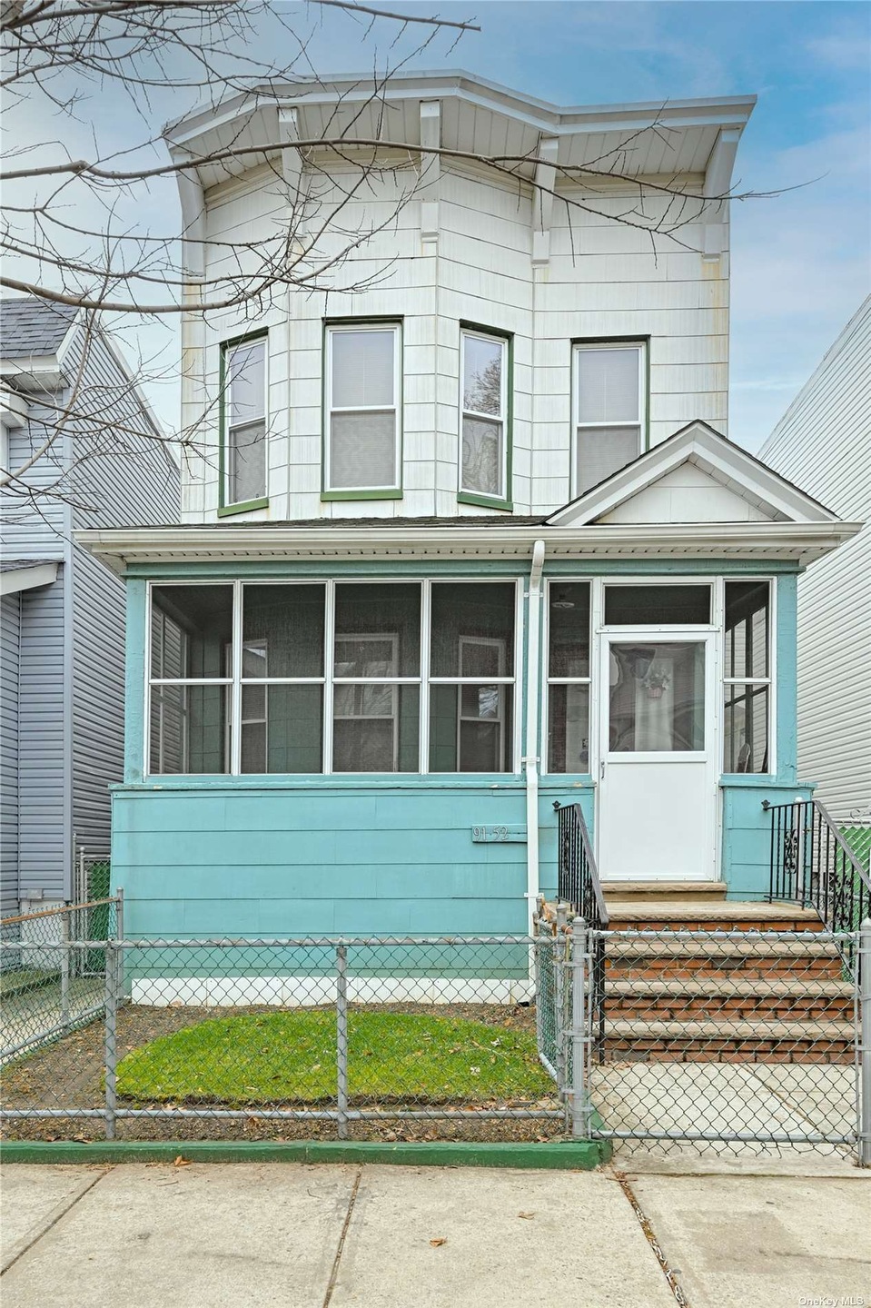 91-52 110th St, Jamaica, NY 11418 - photo 1