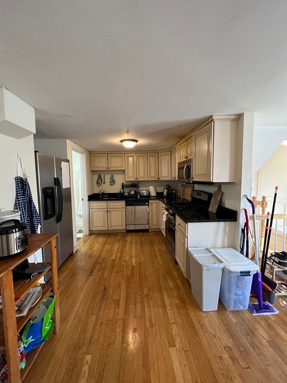 89 Spring St unit 2, Cambridge, MA 02141 - photo 1