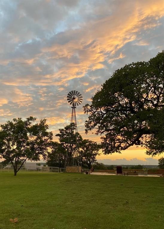 11362 E Us Highway 82, Whitesboro, TX 76273 - photo 1