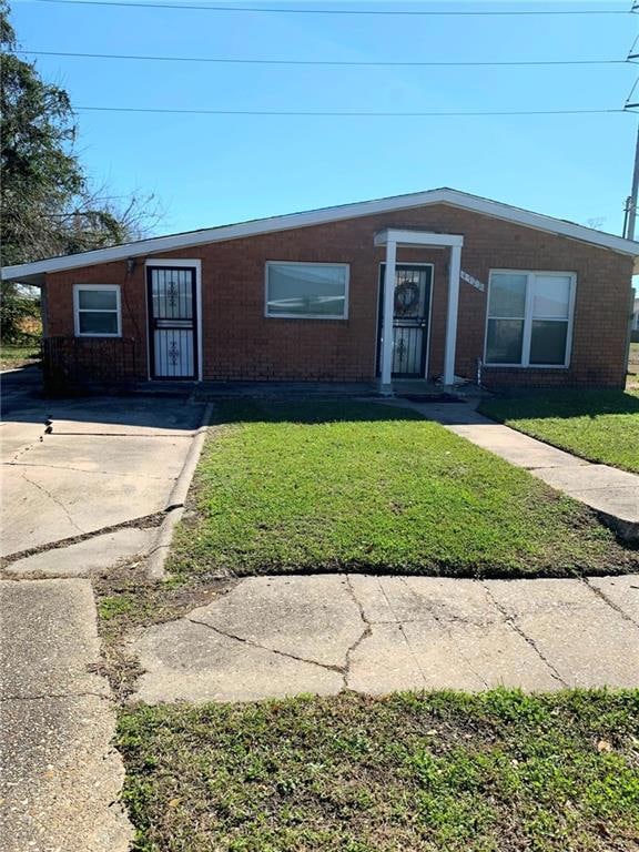 4722 Mithra St, New Orleans, LA 70126 - photo 1