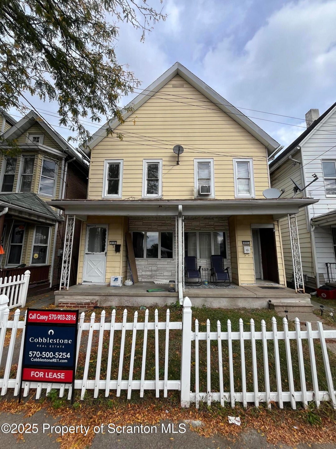 219 Ash St unit 221, Scranton, PA 18509 - photo 1