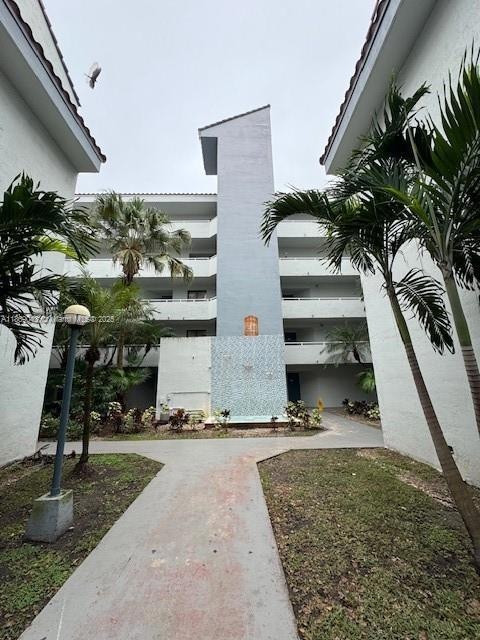 Verabella Falls unit 2, Miami, FL 33193 - photo 1