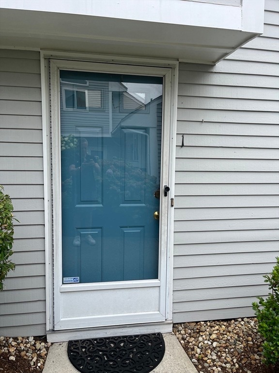 193 Lake St unit 1, East Weymouth, MA 02189 - photo 1