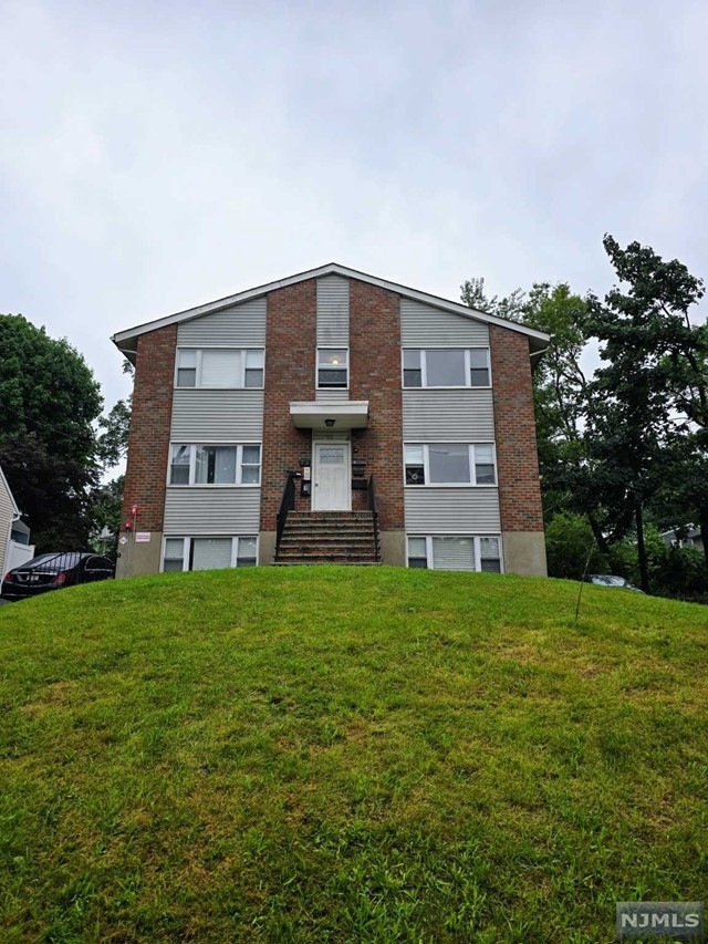 275 Grand Ave unit 1, Leonia, NJ 07605 - photo 1