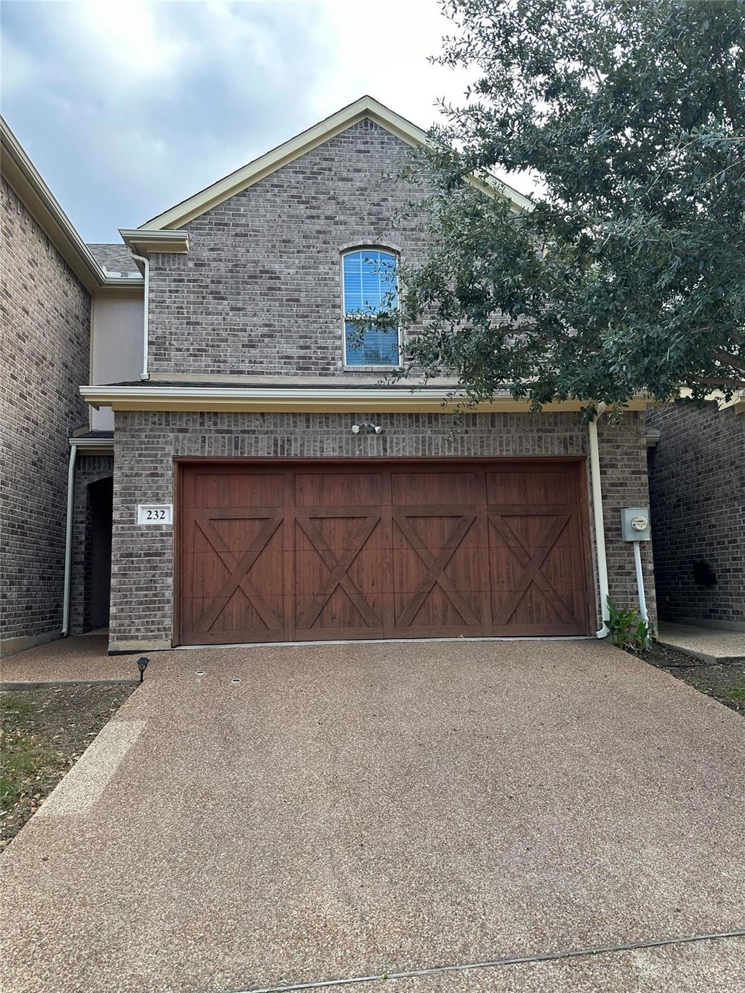 232 Corinna Ct, Hurst, TX 76053 - photo 1