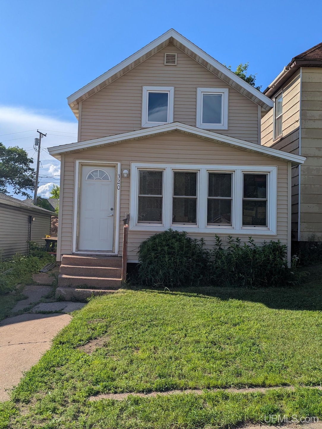 320 W Peck St, Negaunee, MI 49866 - photo 1