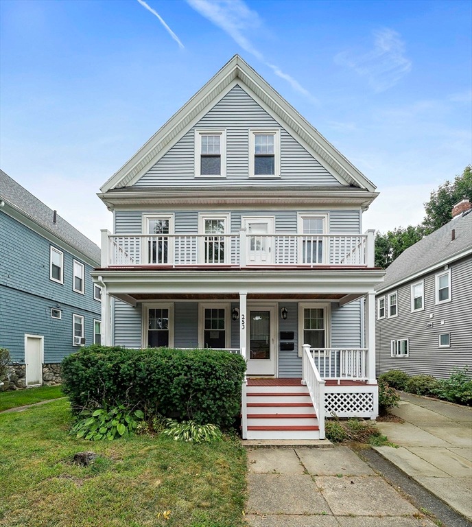 253 Waverley St unit 2, Belmont, MA 02478 - photo 1