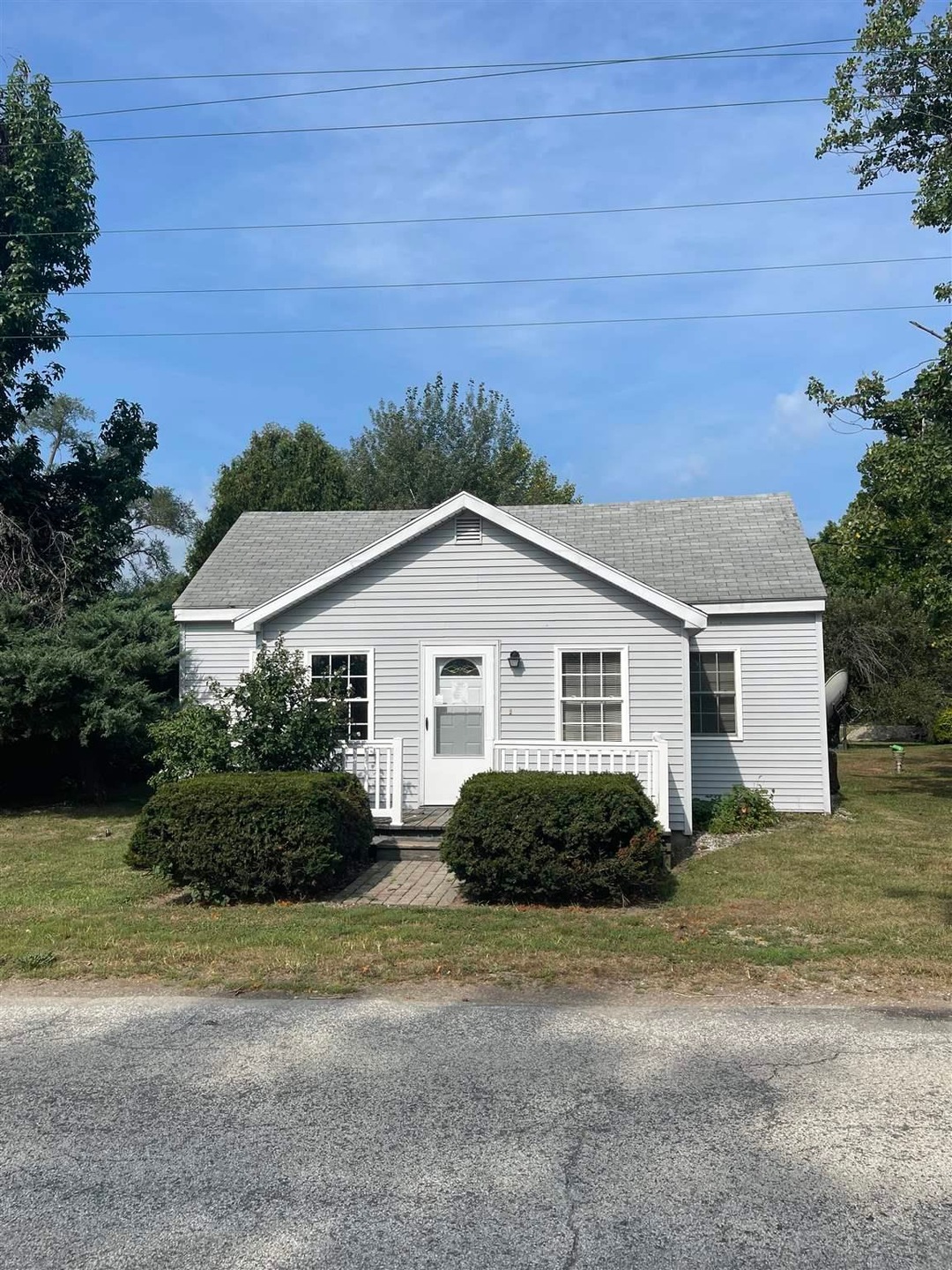 10686 Wabash St, La Fontaine, IN 46940 - photo 1