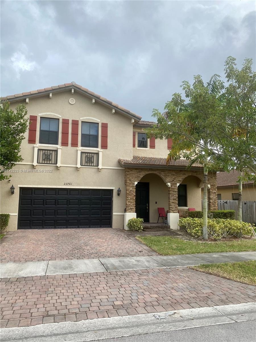 front view of home 
