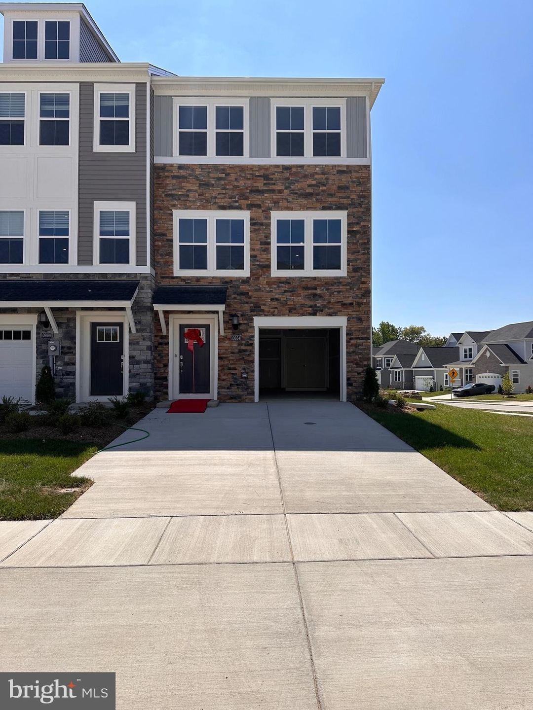 10884 Drummond Place, White Plains, MD 20695 - photo 1