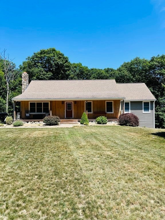 74 Ledgestone Rd, Douglas, MA 01516 - photo 1