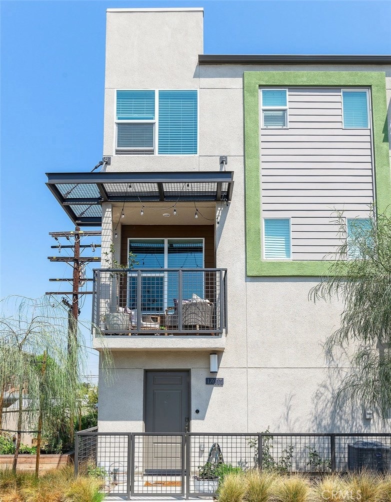 17619 Garden House Ln, Bellflower, CA 90706 - photo 1