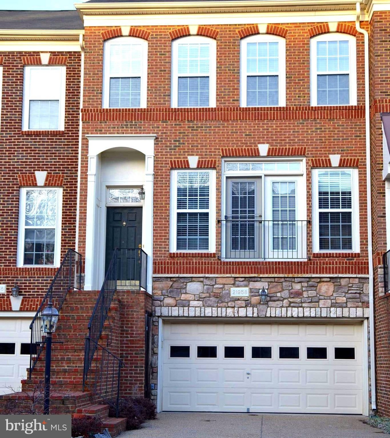 21958 Windy Oaks Square, Broadlands, VA 20148 - photo 1