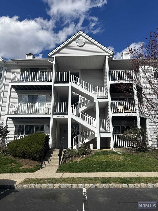 867 Juniper Way, Mahwah, NJ 07430 - photo 1