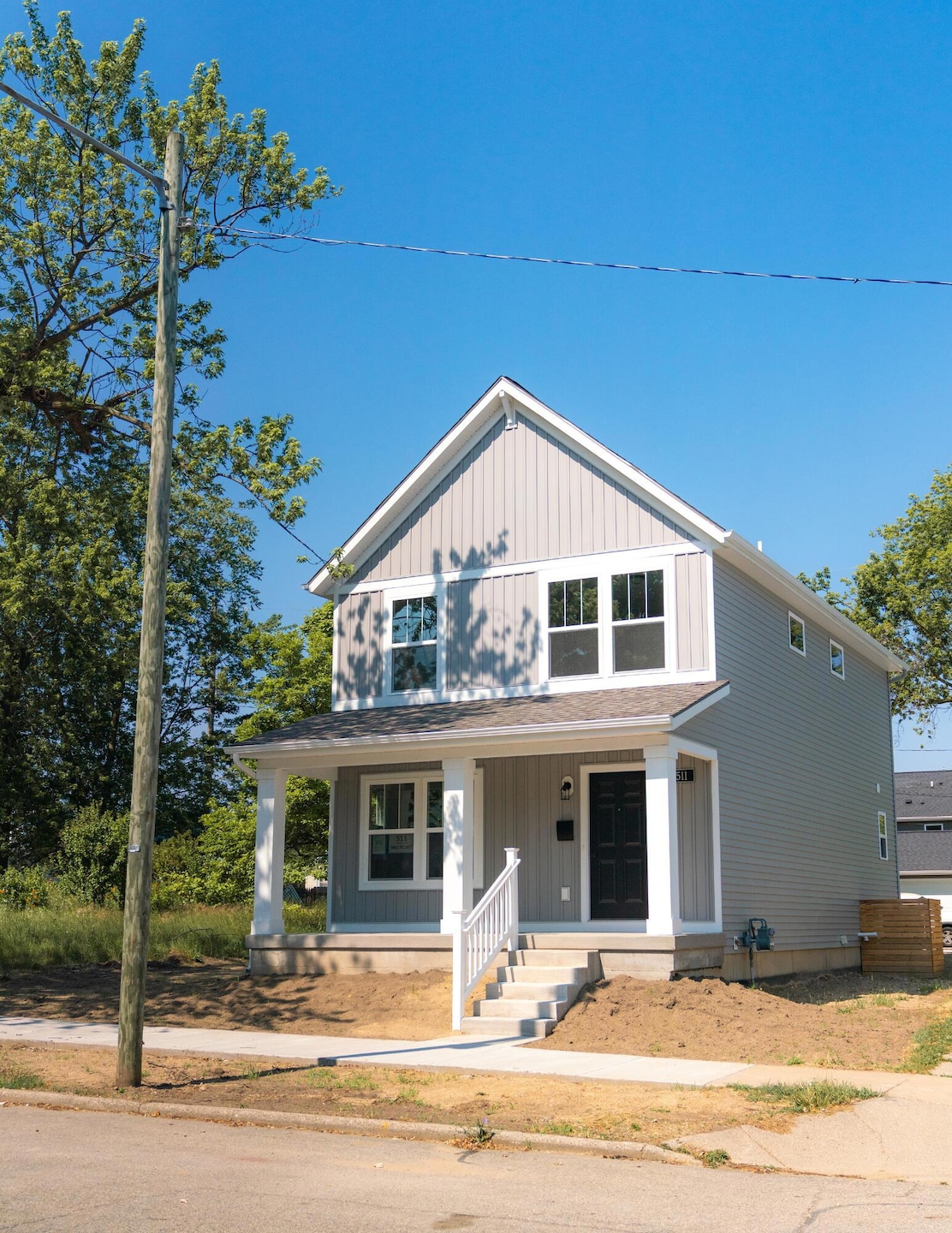 511 La Grave Ave SE, Grand Rapids, MI 49503 - photo 1