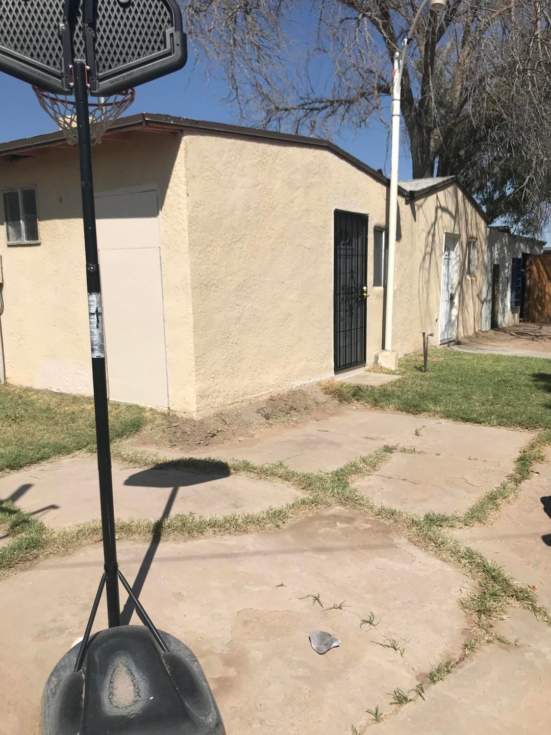 7853 West Dr unit B, El Paso, TX 79915 - photo 1