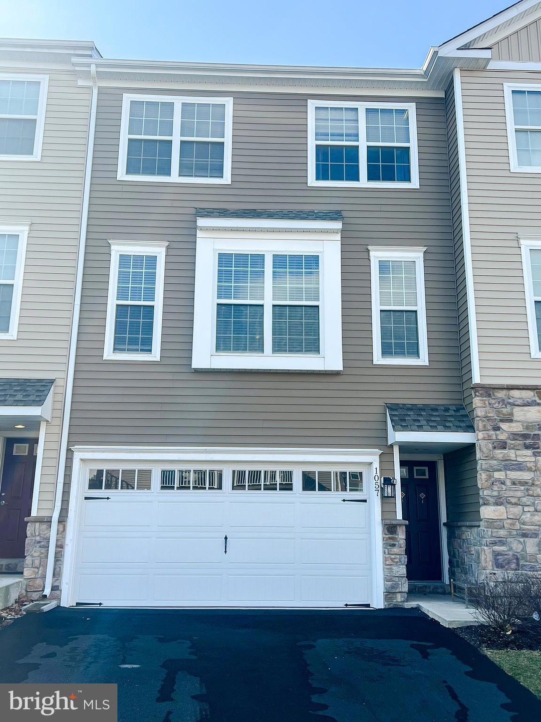 1057 Chapman Cir, Hatfield, PA 19440 - photo 1