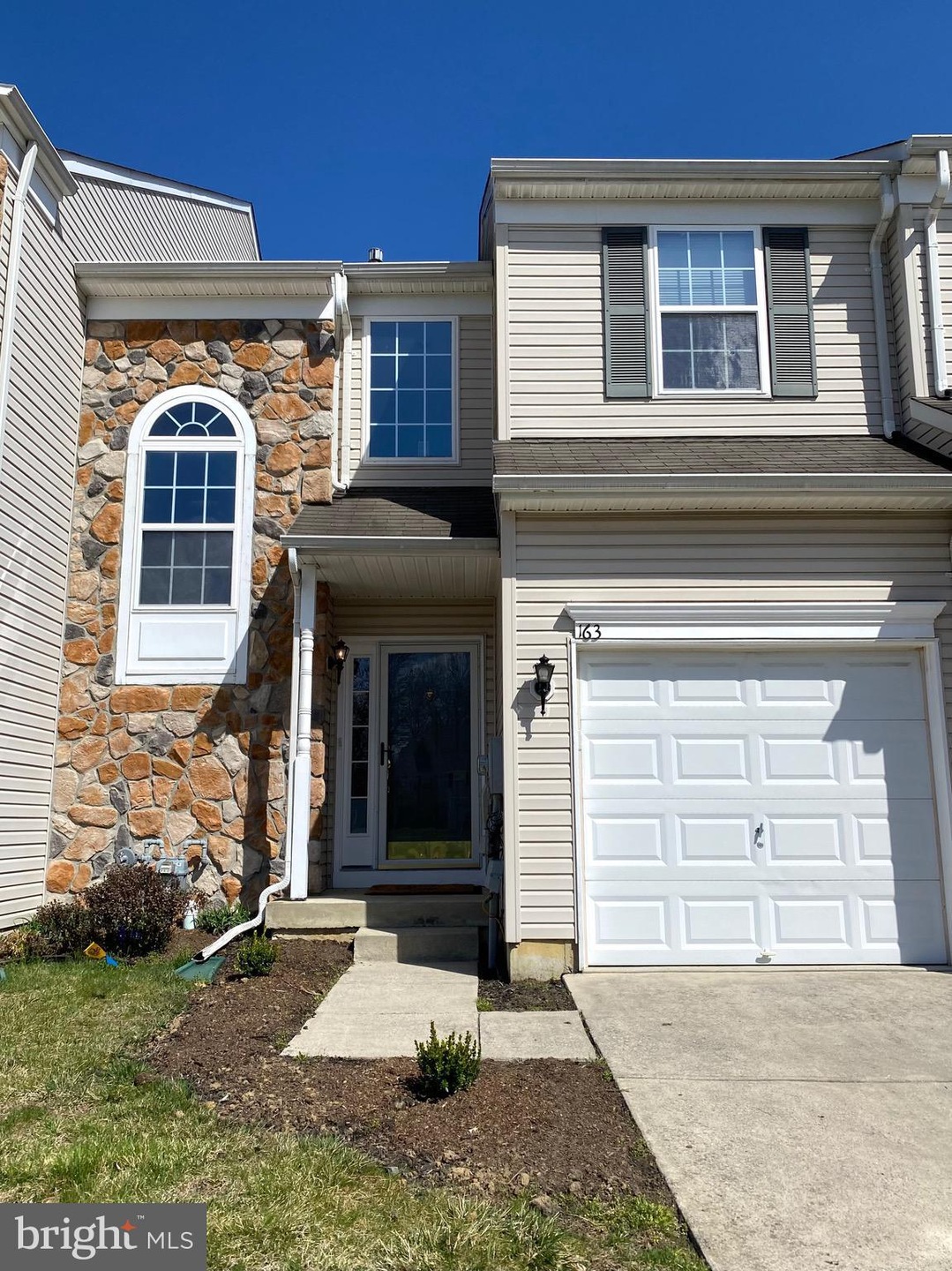 163 Rittenhouse Dr, Woodbury, NJ 08096 - photo 1