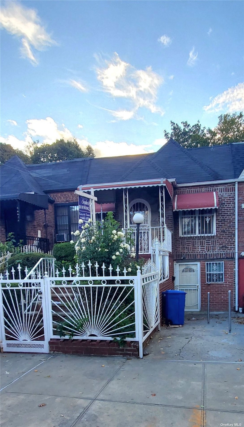 Sold $689,000 • Co-Listing Agent