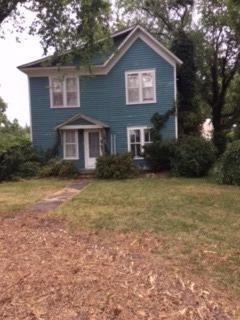 670 Elm St, Oswego, KS 67356 - photo 1