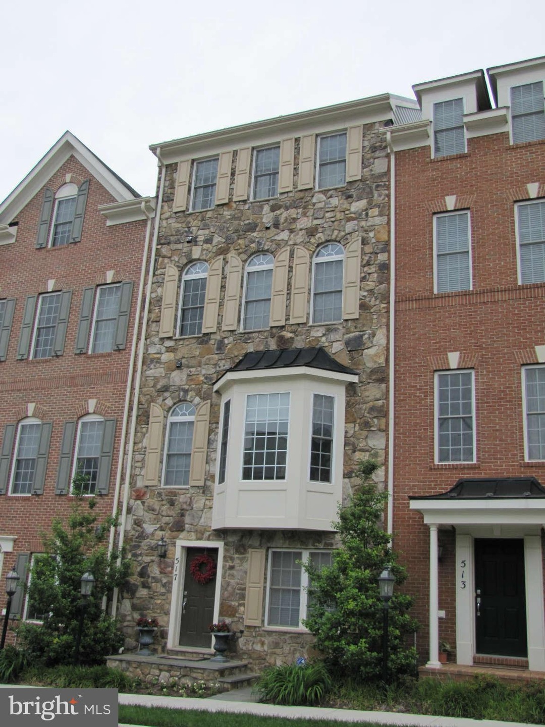 517 Cedar Spring St, Gaithersburg, MD 20877 - photo 1