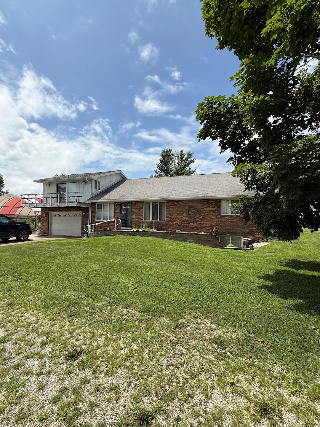 8323 E Briney Rd, Ipava, IL 61441 - photo 1