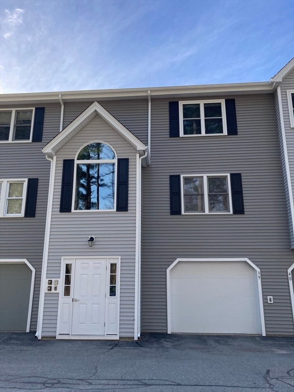 74 Tennis Plaza Rd unit 39, Dracut, MA 01826 - photo 1