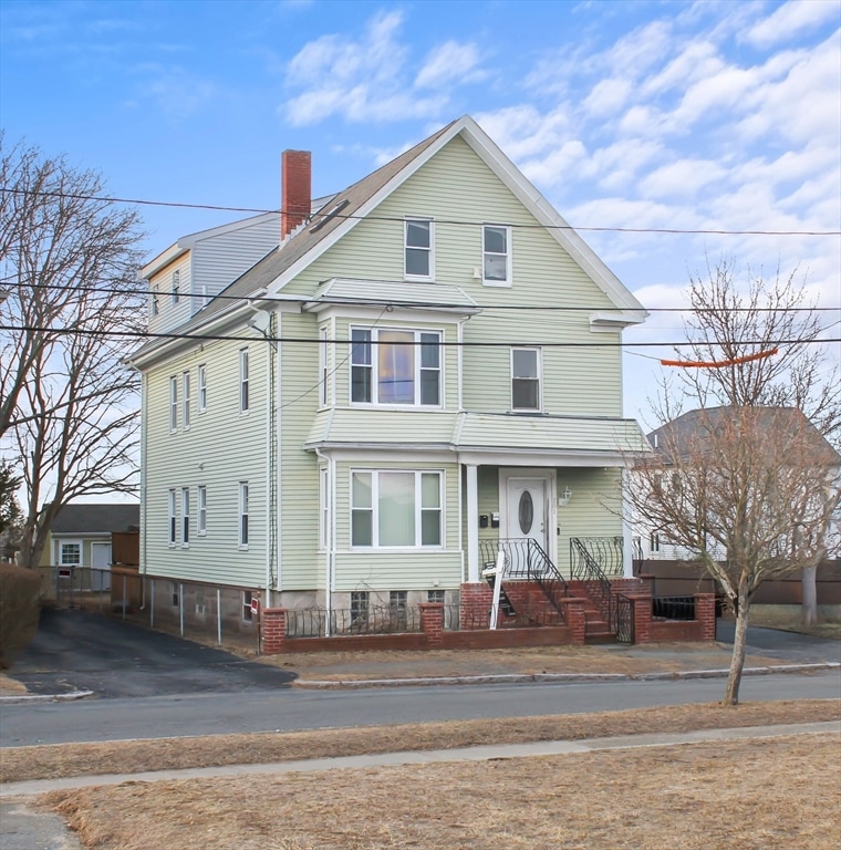 Sold $560,000 • Co-Listing Agent