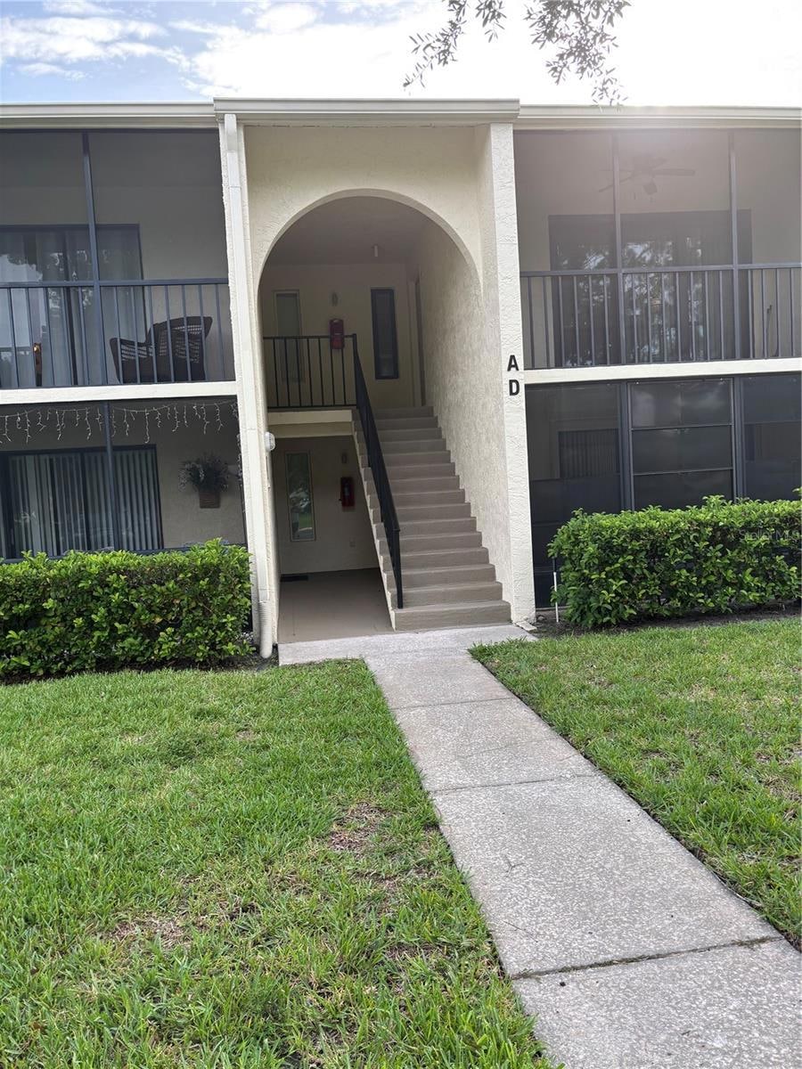 1400 Pine Glen Ln unit Bldg 212 D-2, Tarpon Springs, FL 34688 - photo 1