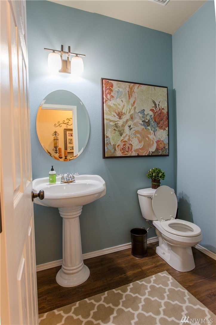 1212 Daffodil Ave NE, Orting, WA 98360 - photo 1